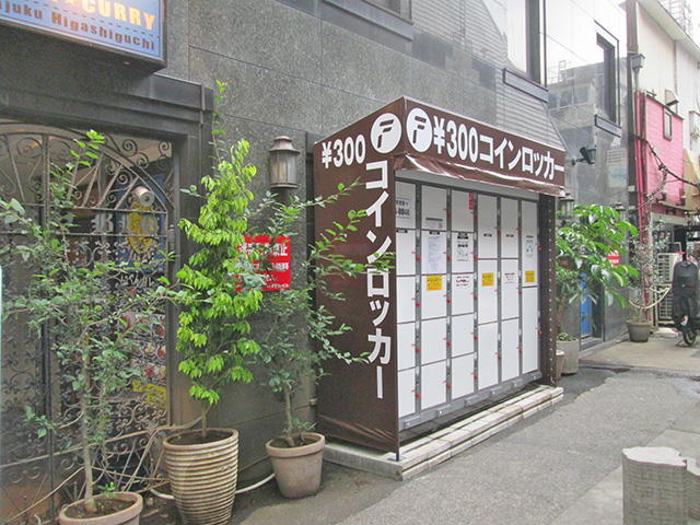 歌舞伎町チェリービルのコインロッカー