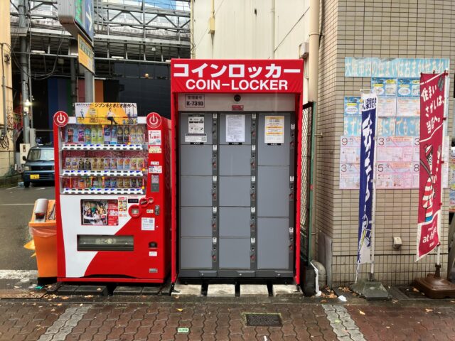 梅田のコインパーキングにあるコインロッカー